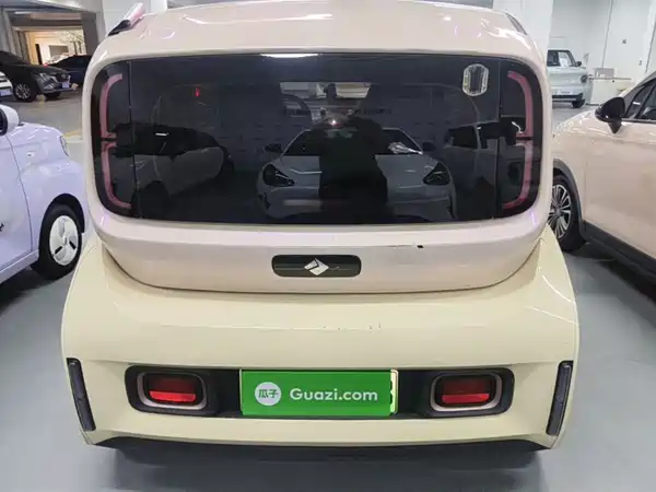 Baojun Kiwi EV 2021