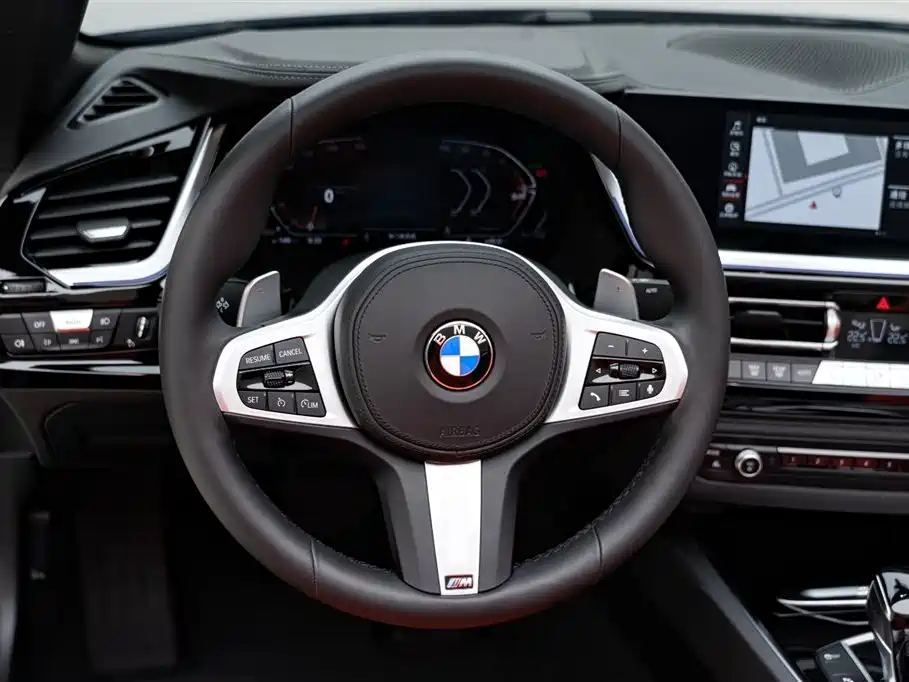 BMW Z4 2024 — фото 11