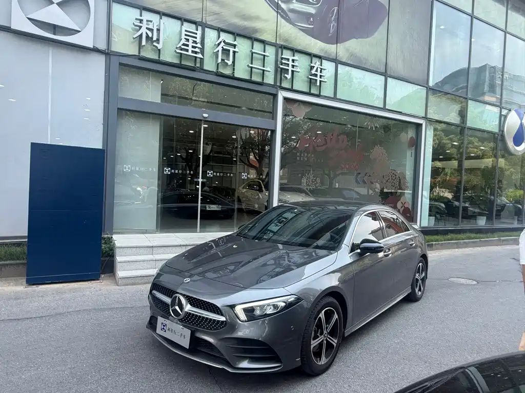 Mercedes-Benz A-Class 2023 — фото 1