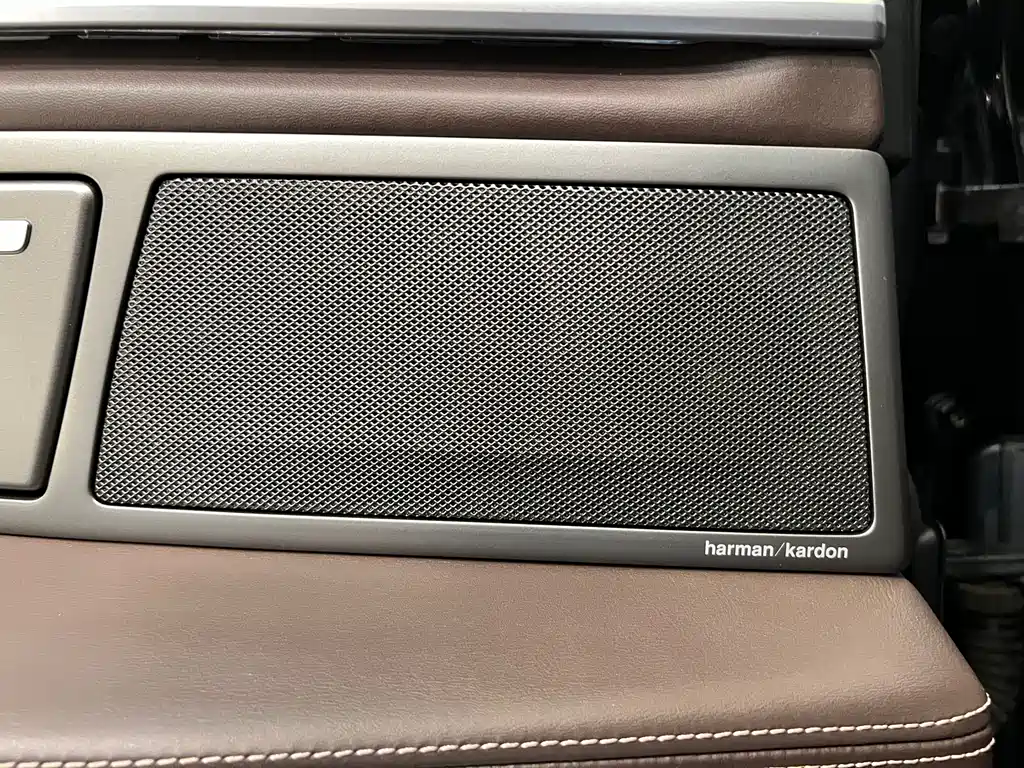 BMW 7 Series 2020 — фото 14