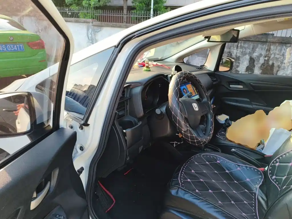 Honda Fit 2018 — фото 17