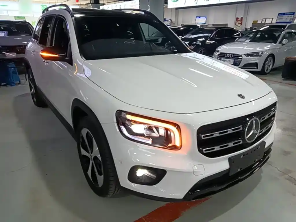 Mercedes-Benz GLB 2022 — фото 4