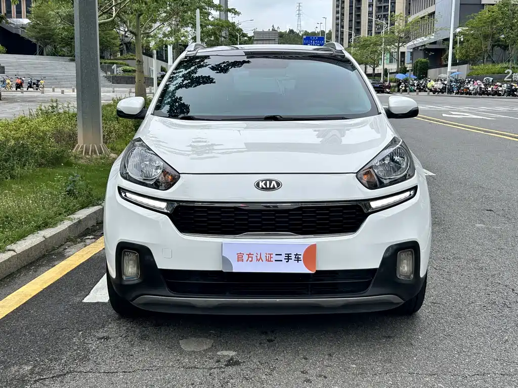Kia KX3 2016 — фото 2