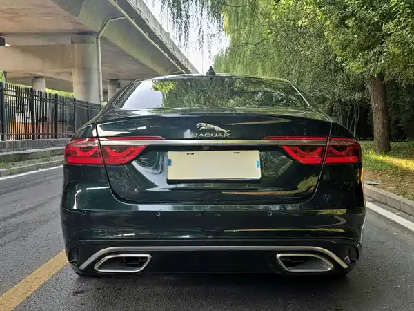 Jaguar XFL 2021