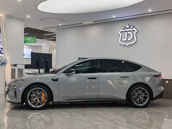 NIO ET5 2023