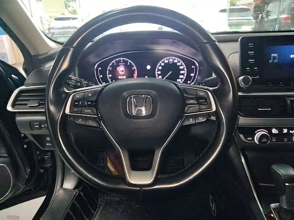 Honda Accord 2021 — фото 11