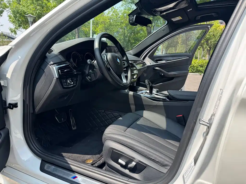 BMW 5 Series 2018