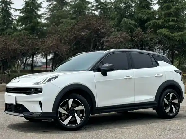 Lynk & Co 06 2020