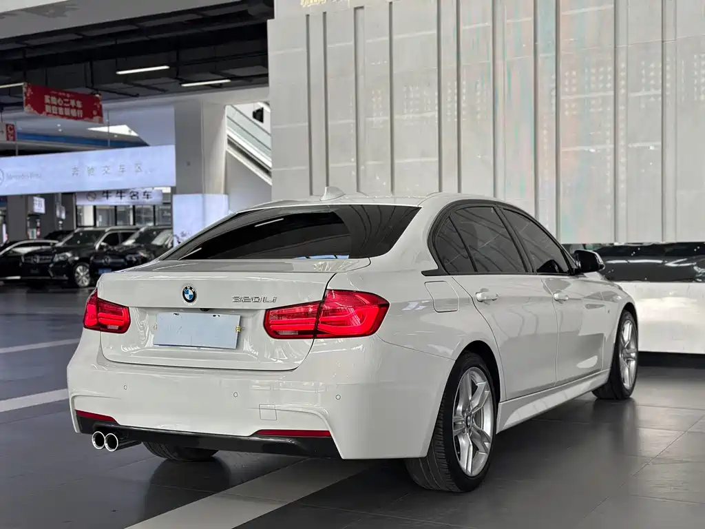 BMW 3 Series 2017