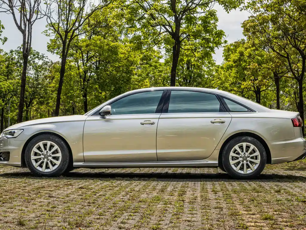Audi A6L 2016 — фото 3
