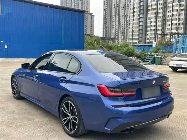 BMW 3 Series 2021