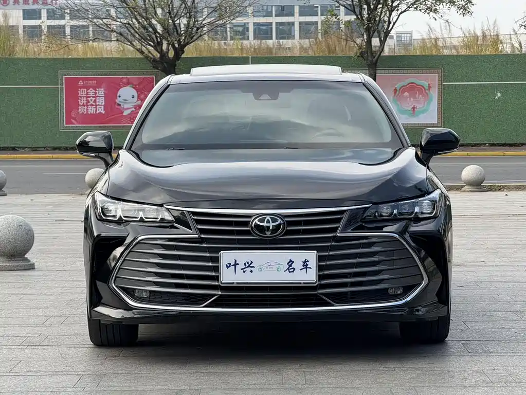 Toyota Avalon 2021 — фото 2