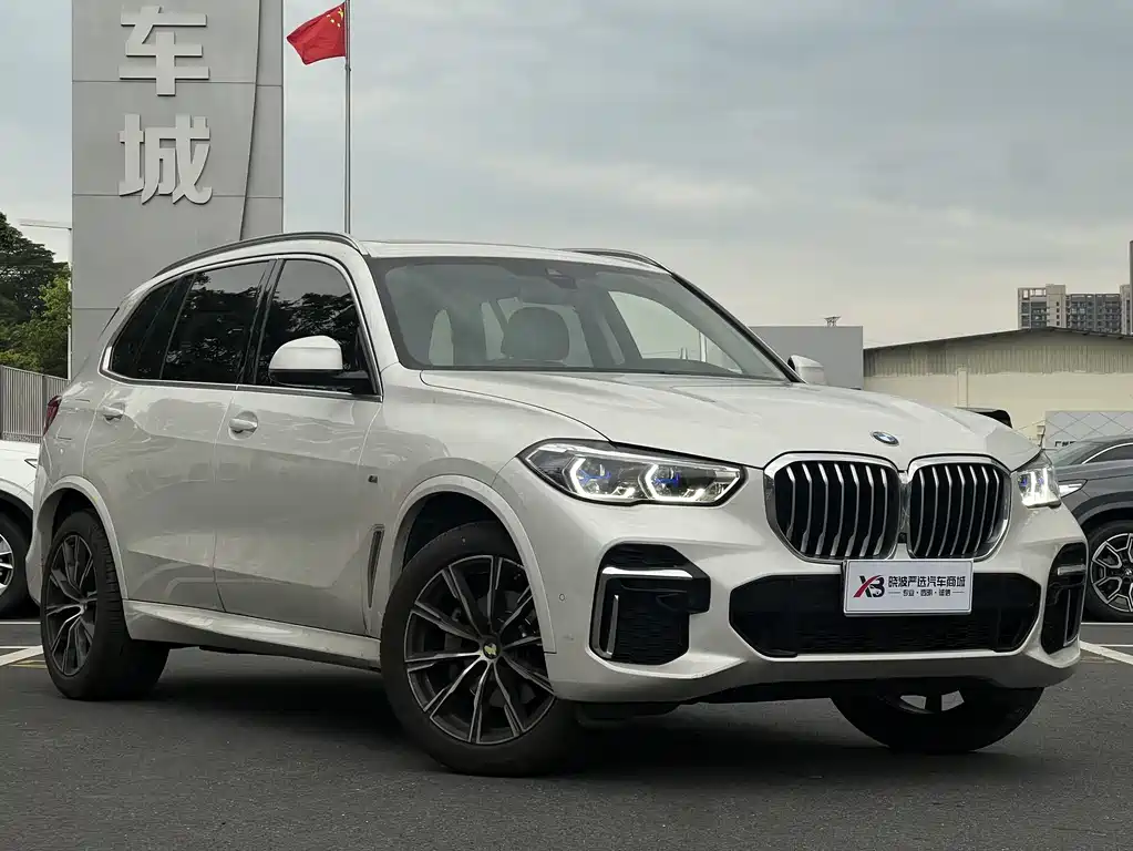 BMW X5 2022 — фото 2