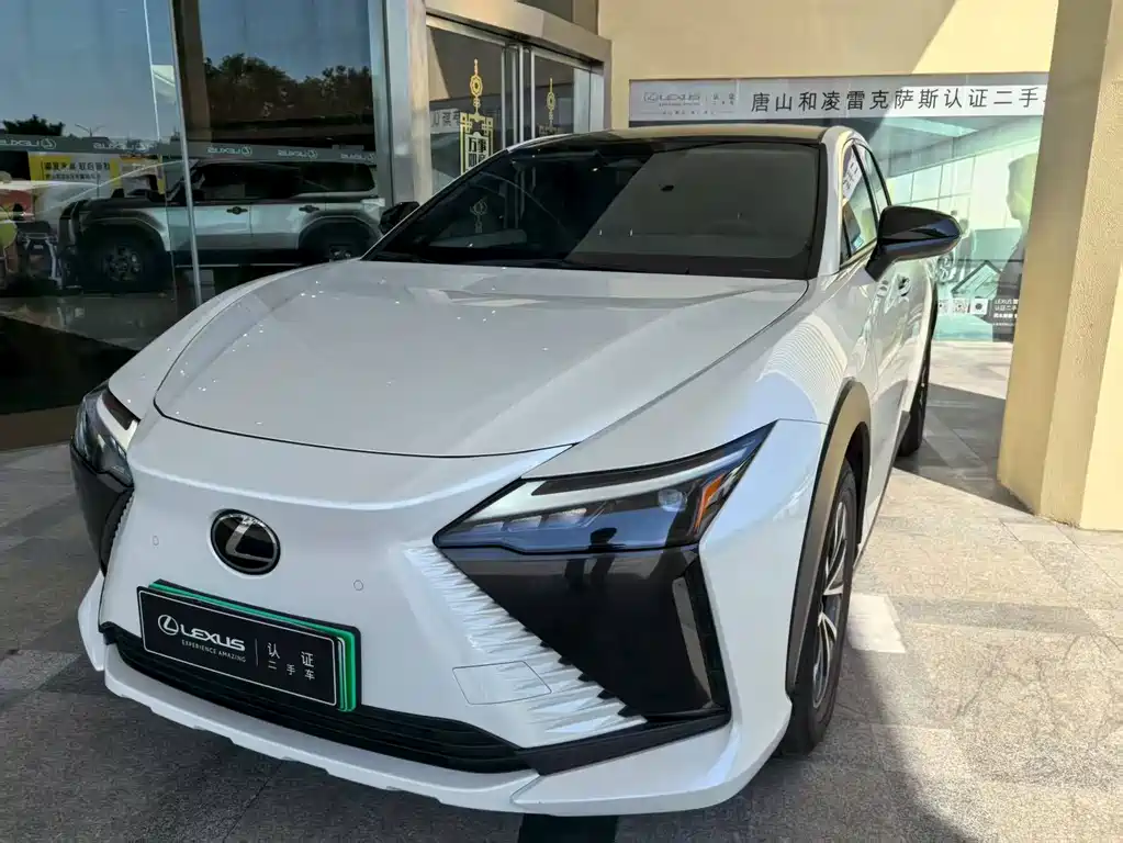 Lexus RZ 2023 — фото 1