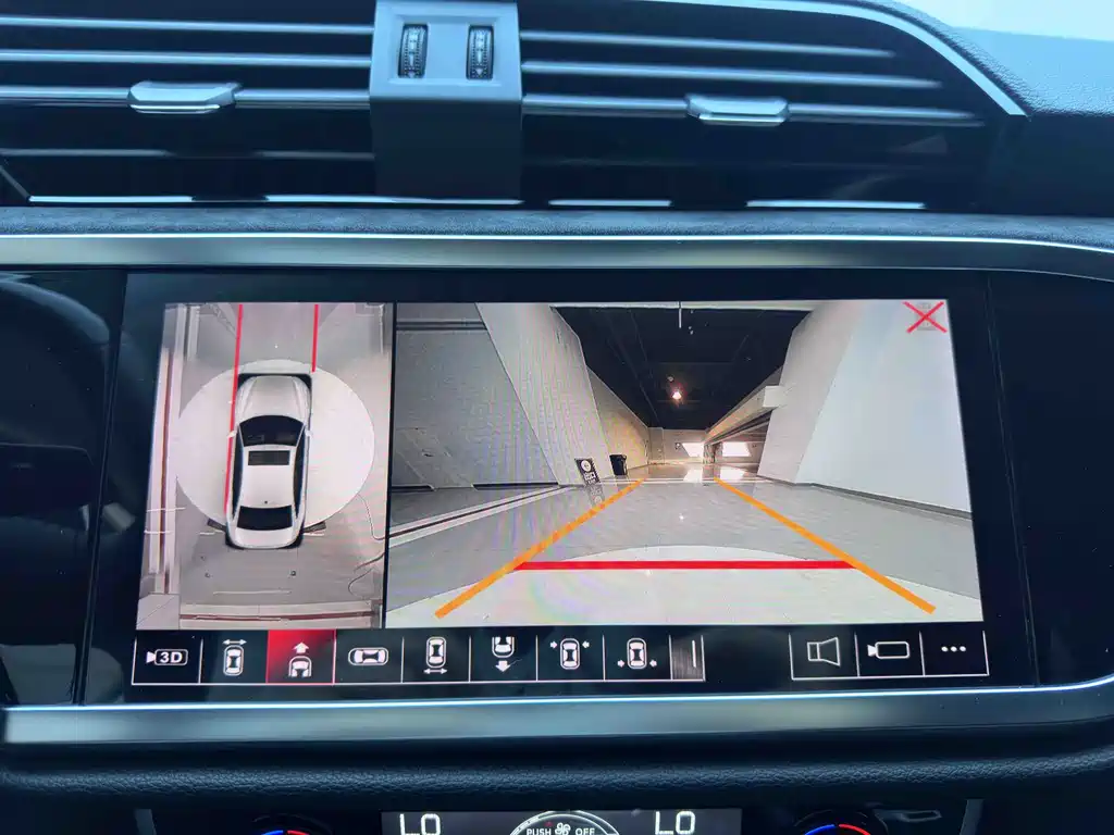 Audi Q3 2022 — фото 14