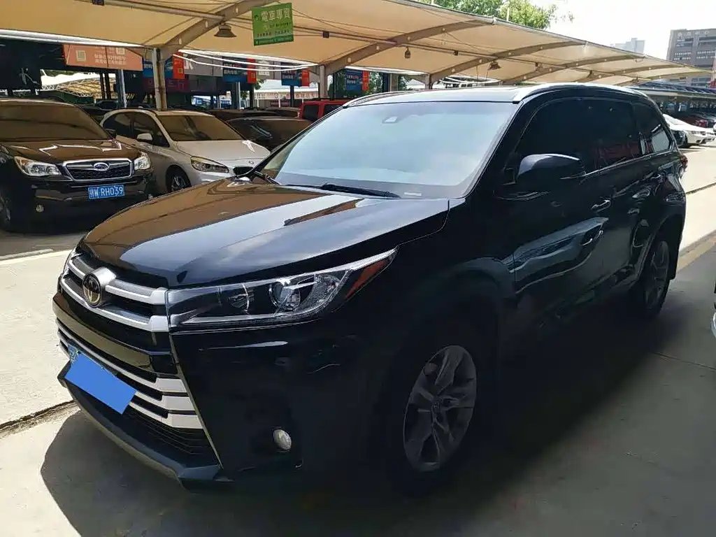 Toyota Highlander 2020