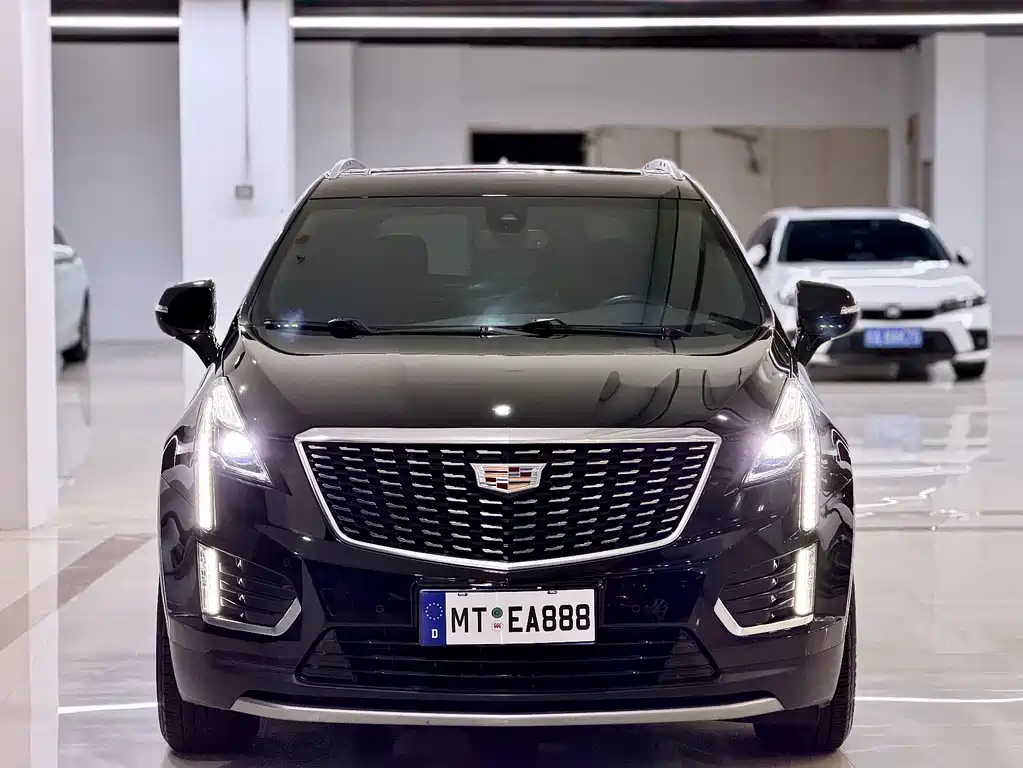 Cadillac XT5 2020 — фото 2