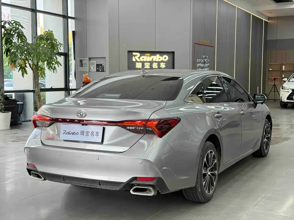 Toyota Avalon 2022 — фото 7