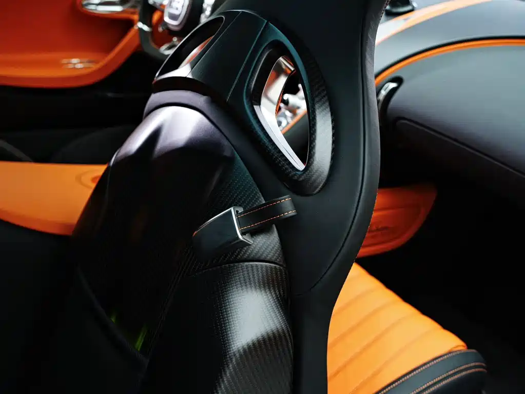 Bugatti  2024 — фото 14