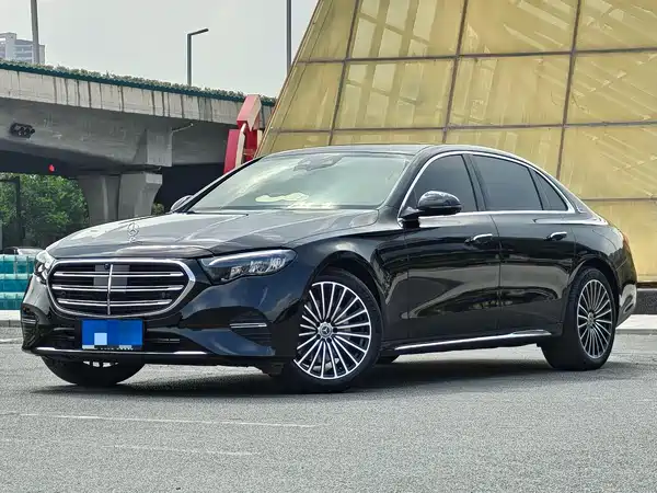 Mercedes-Benz E-Class 2024