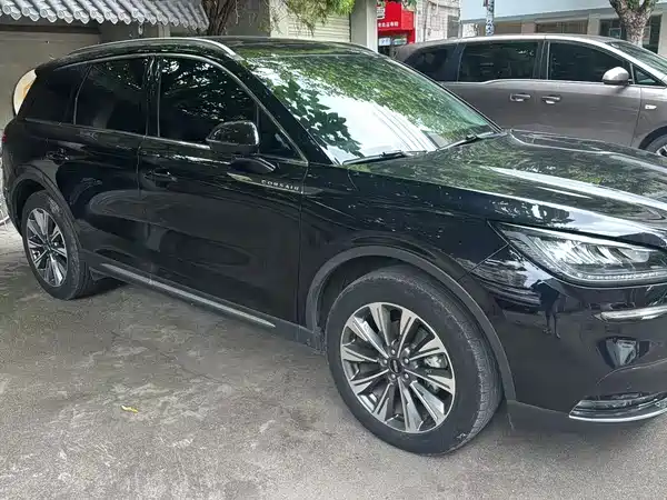 Lincoln Corsair 2023
