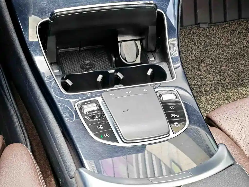 Mercedes-Benz GLC 2022 — фото 11