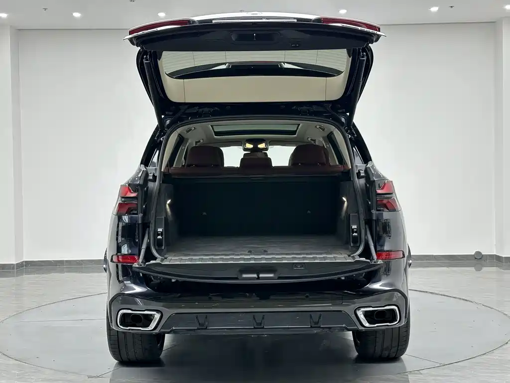 BMW X5 2025 — фото 26