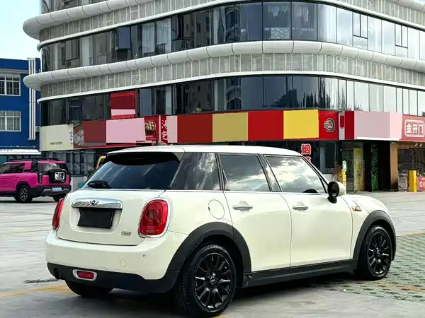 MINI 2017