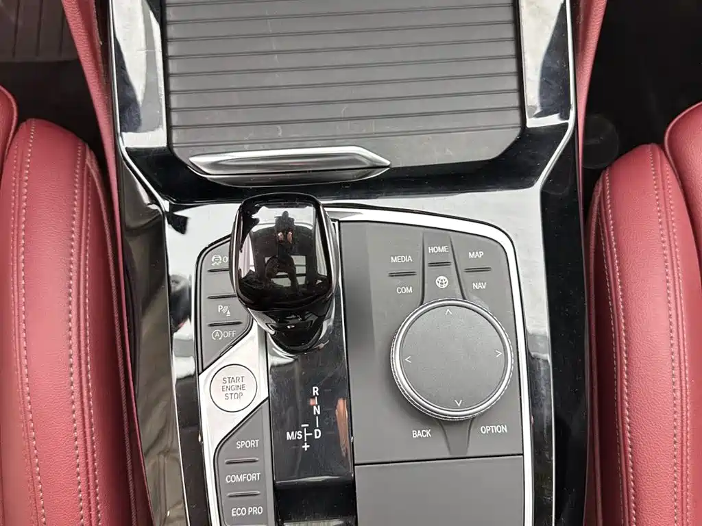 BMW X4 2022 — фото 12