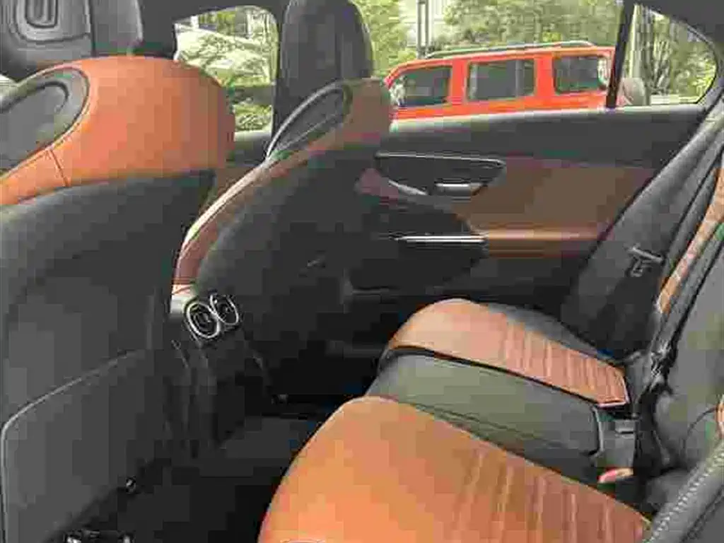 Mercedes-Benz C-Class 2022 — фото 7