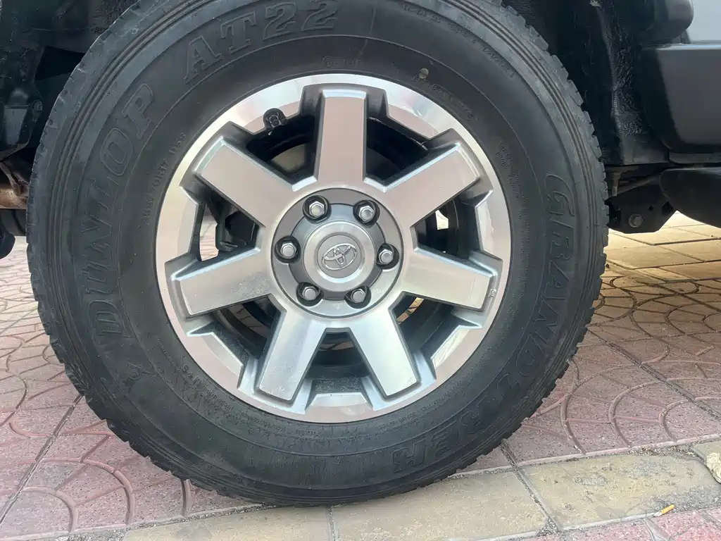 Toyota FJ Cruiser 2019 — фото 20