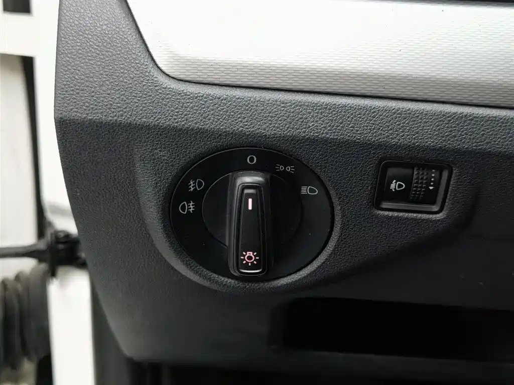 Volkswagen Gran Lavida 2017 — фото 21