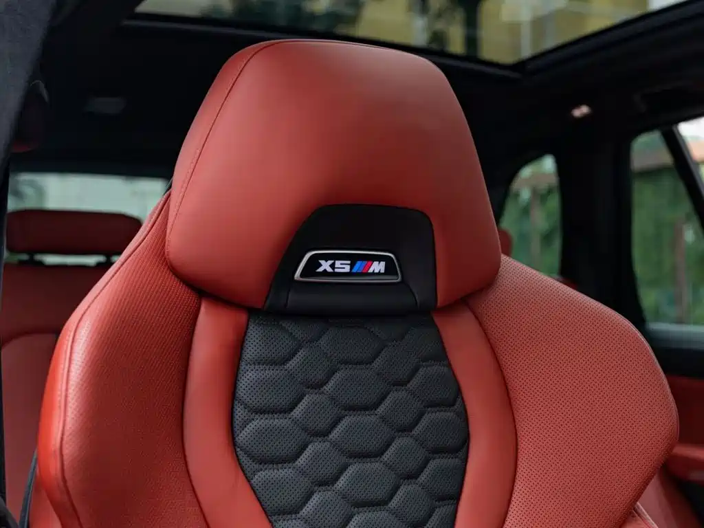 BMW X5 M 2023 — фото 14