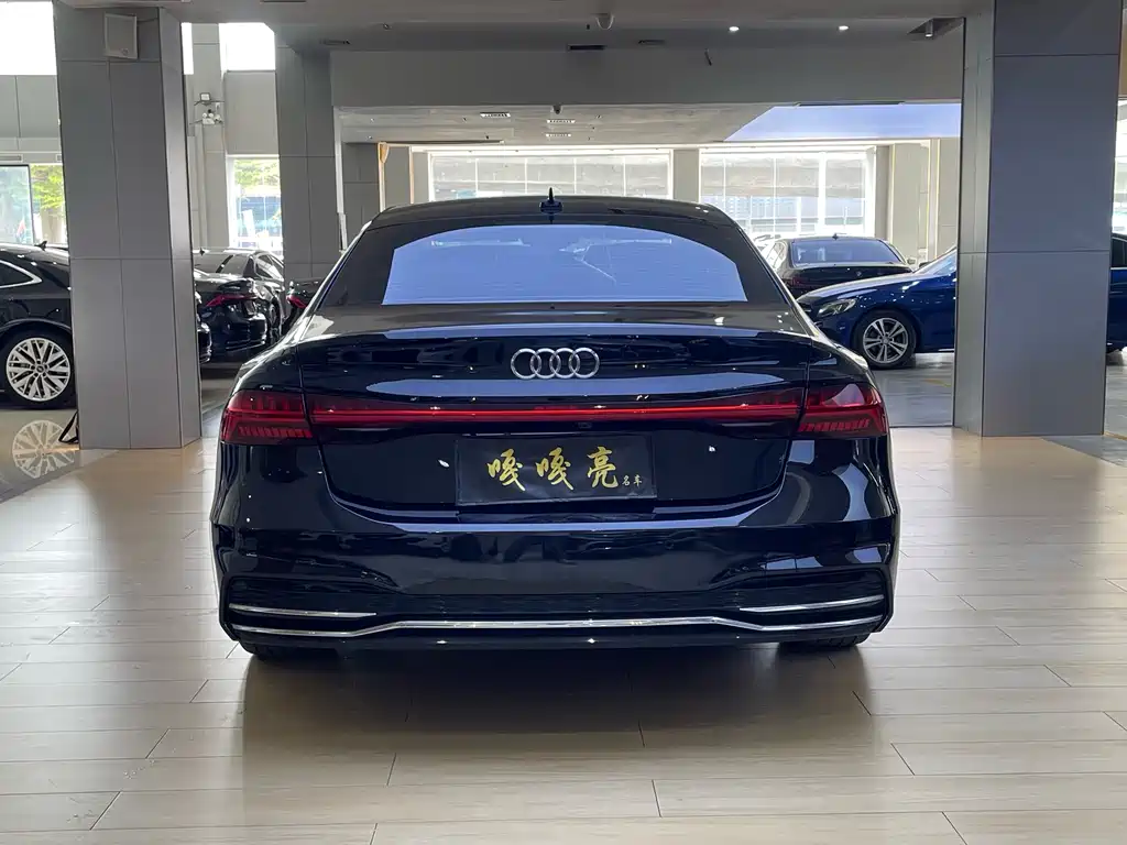 Audi A7L 2024 — фото 10