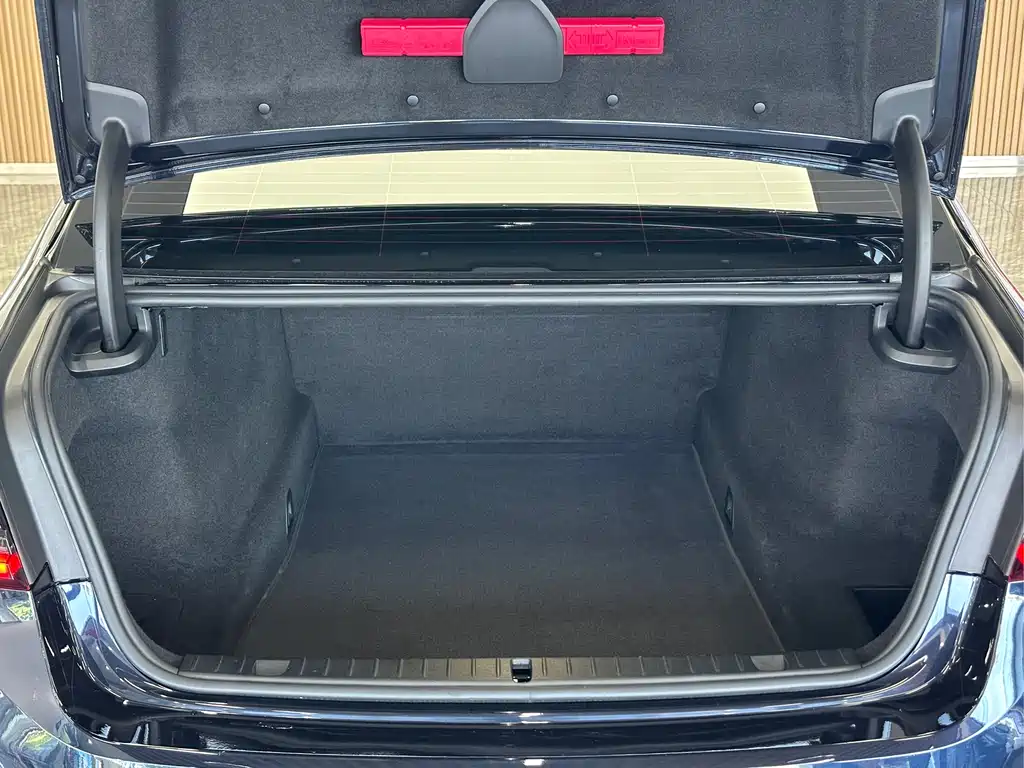 BMW 7 Series 2022 — фото 18