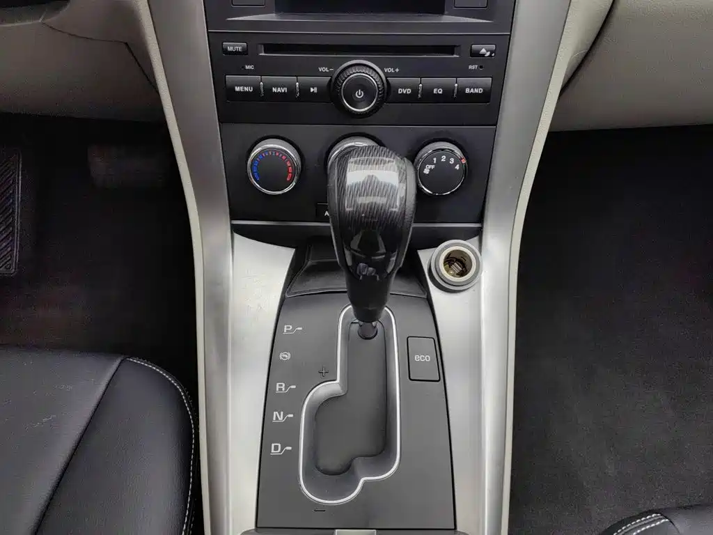 Chevrolet Captiva 2015 — фото 13
