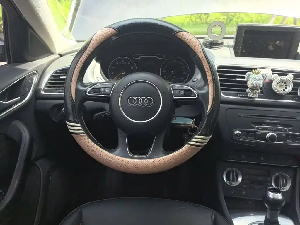 Audi Q3 2014 — фото 7