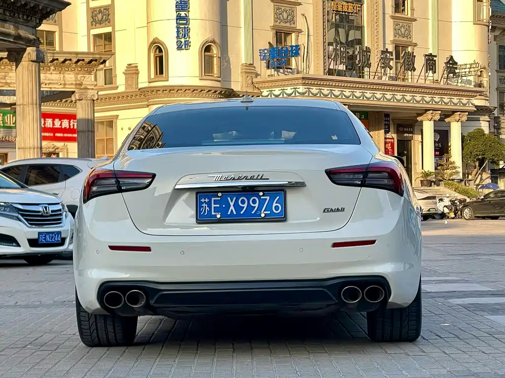 Maserati Ghibli 2021 — фото 9