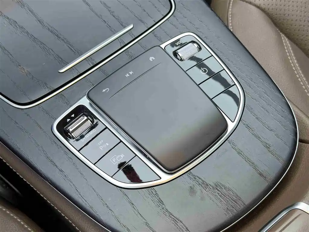 Mercedes-Benz E-Class New Energy 2022 — фото 14