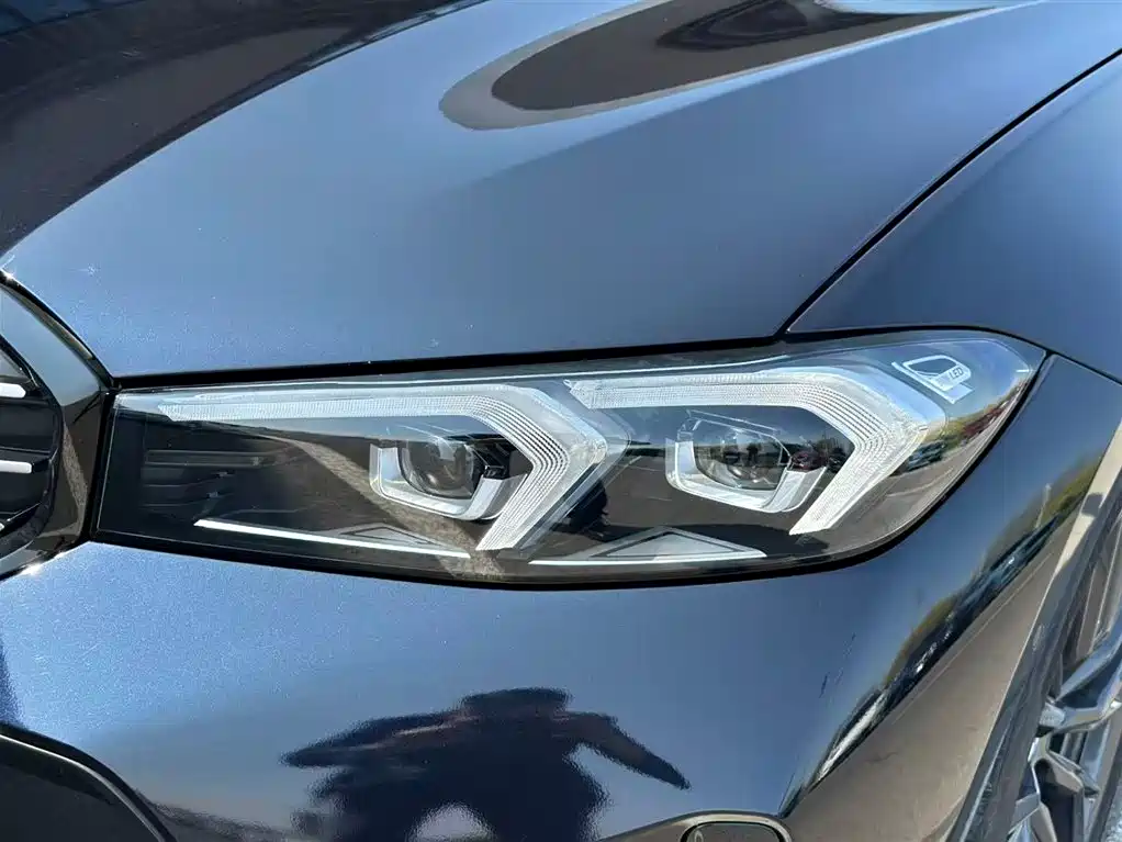 BMW 3 Series 2024