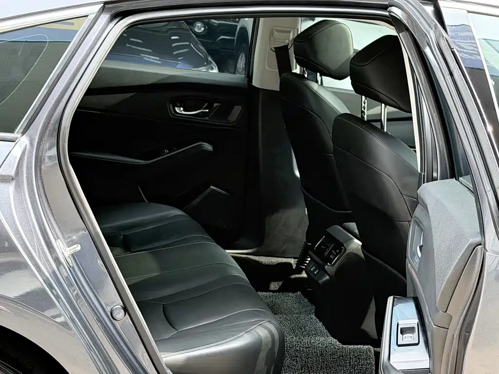Honda Accord 2024 — фото 11