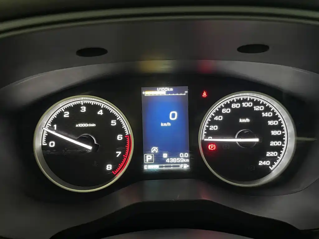 Subaru Forester 2019 — фото 10