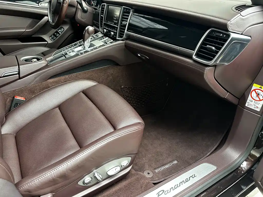 Porsche Panamera 2015 — фото 11
