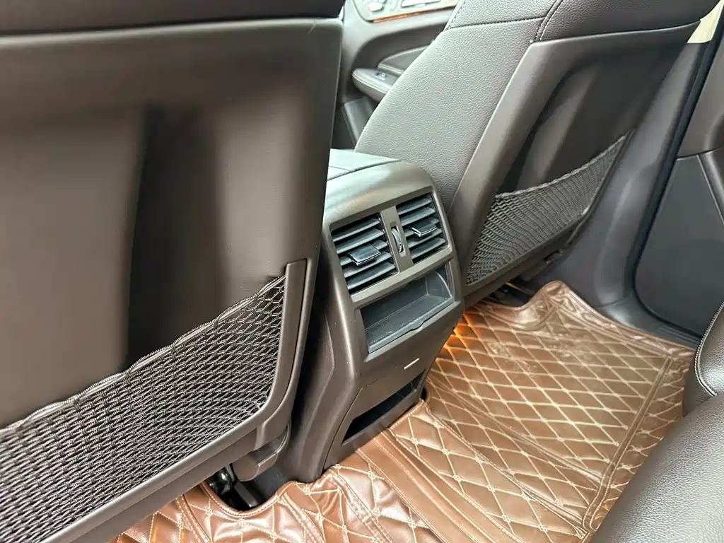 Mercedes-Benz GLE 2017 — фото 24