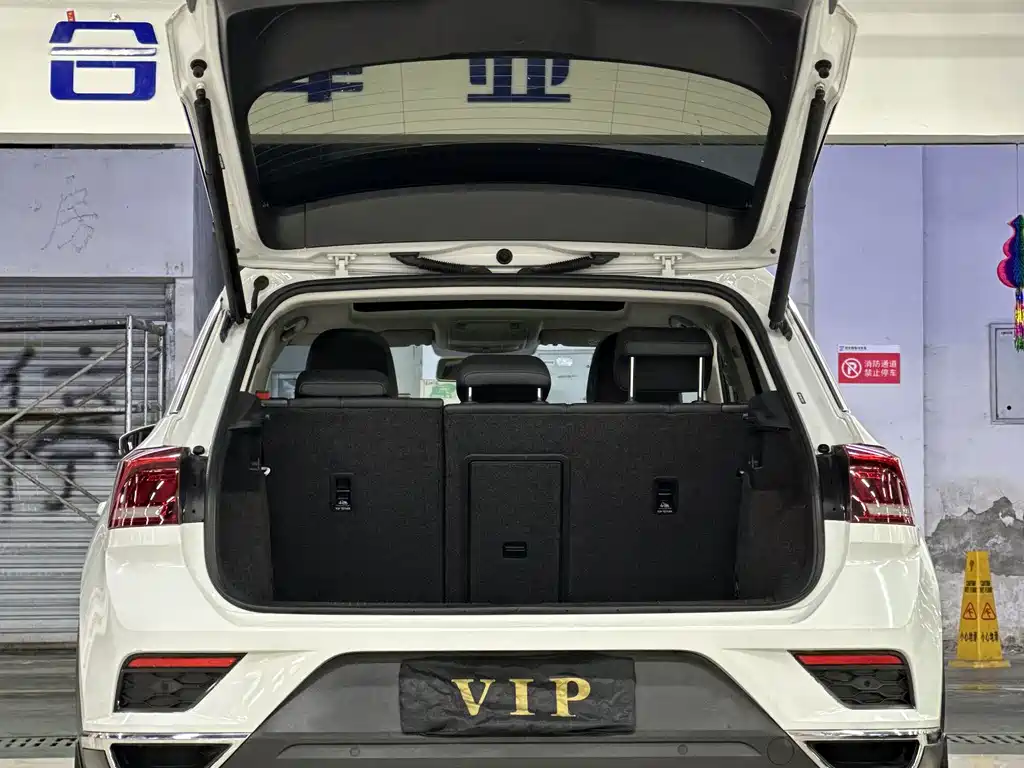 Volkswagen T-Roc 2021 — фото 16