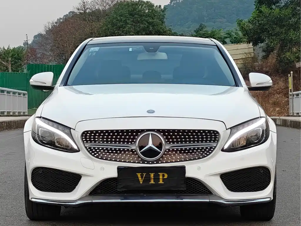 Mercedes-Benz C-Class 2018