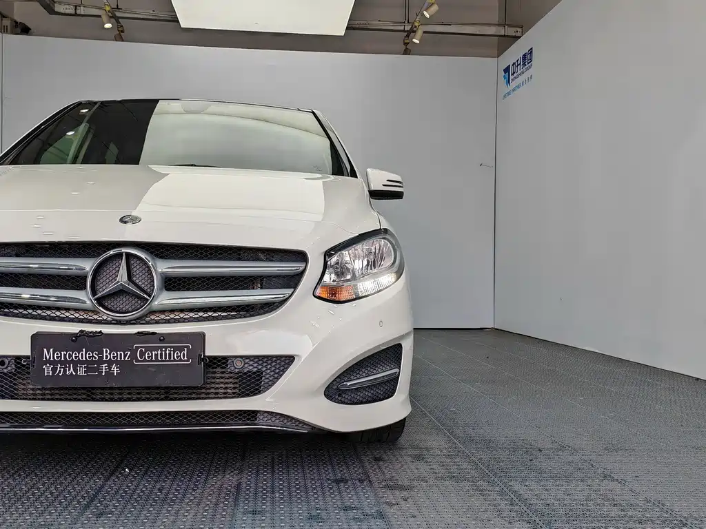 Mercedes-Benz B-Class 2015 — фото 16