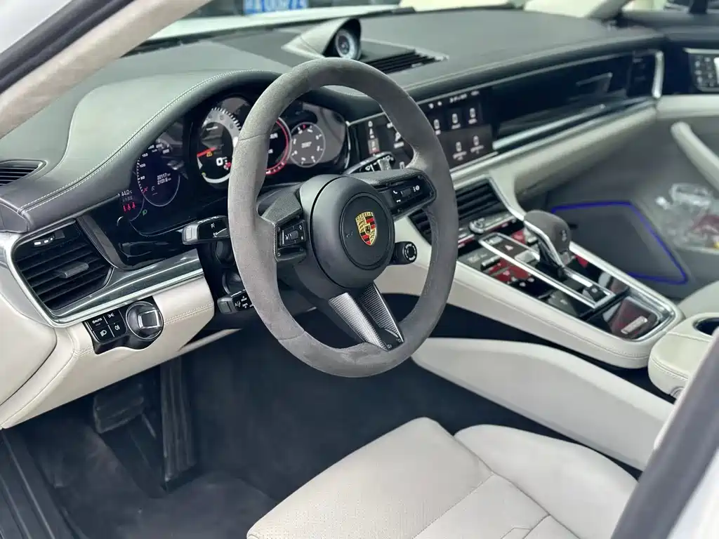 Porsche Panamera 2021 — фото 6