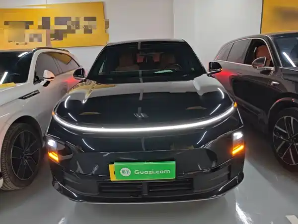 Li Auto L6 2024