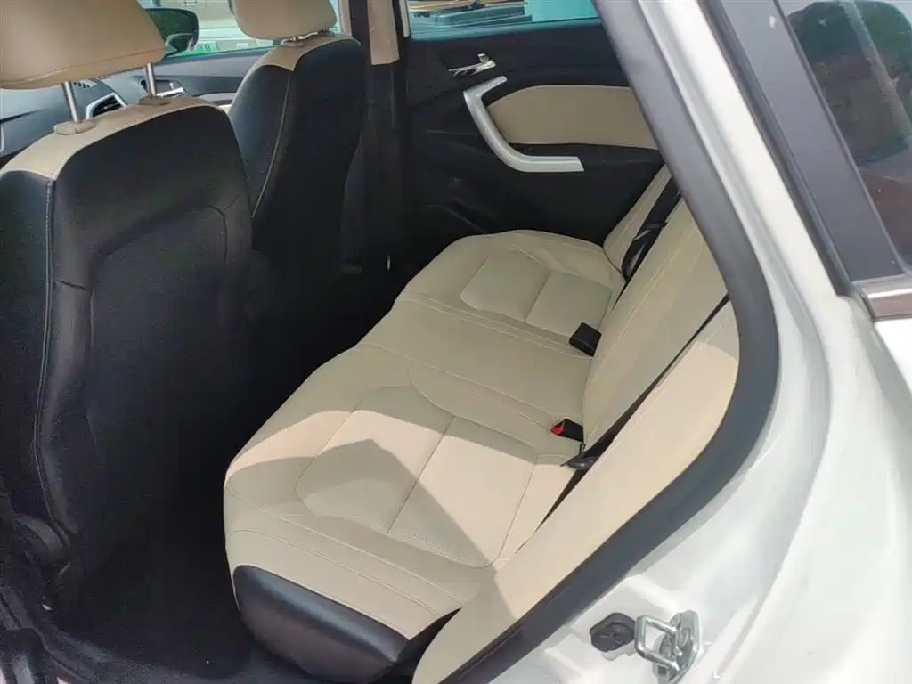 Changan V7 2015 — фото 17